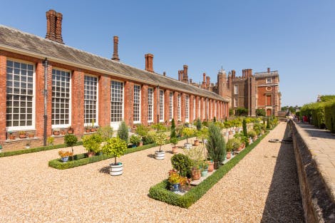 The gardens at Hampton Court Palace