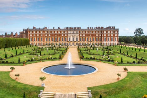 Hampton Court Palace  Best Places To Visit In Surrey https 3A 2F 2Fhistoricroyalpalaces