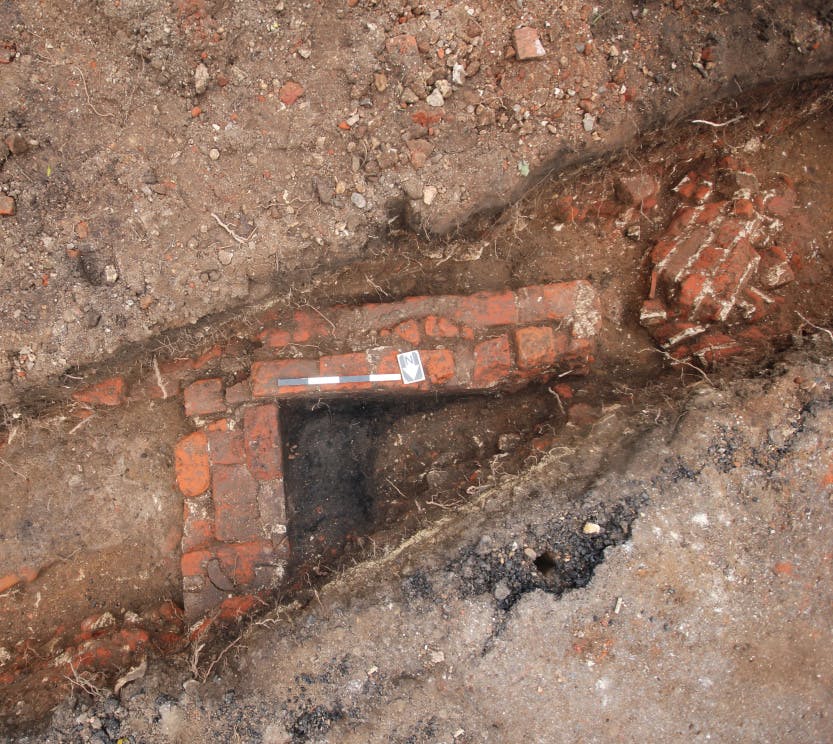 Charcoal dump in one of the internal space of Building A, truncated by a later 18th/19th century pit.
West front excavations, 2019.