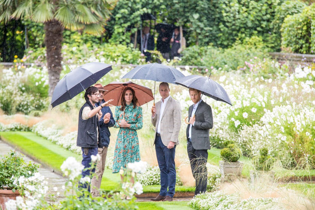 The Duke and Duchess of Cambridge and Prince Harry visited  the White Garden at Kensington Palace, in tribute to their mother, Princess Diana. They were given a tour of the garden by Head Gardener, Sean Harkin, and Operations Manager, Graham Dillamore.