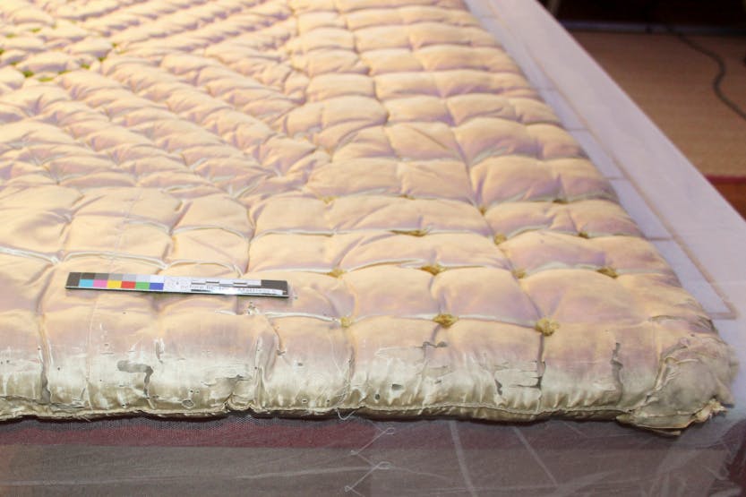 Conservation of the mattresses on Queen Caroline's State Bed: Condition of edges.
